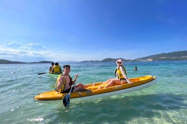 Chèo thuyền Kayak
