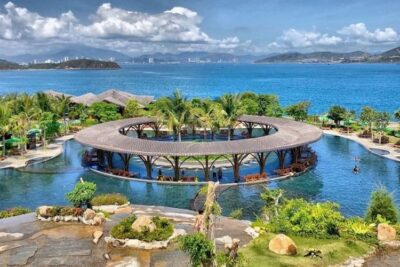 Tắm bùn Hòn Tằm Nha Trang trọn gói