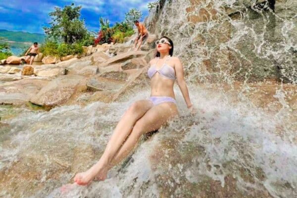 tắm bùn hòn tằm nha trang gói 03