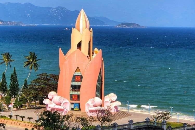 Khám phá vẻ đẹp Vịnh Nha Trang với những hòn đảo đẹp nhất 15 cac dia diem du lich noi tieng o nha trang 01