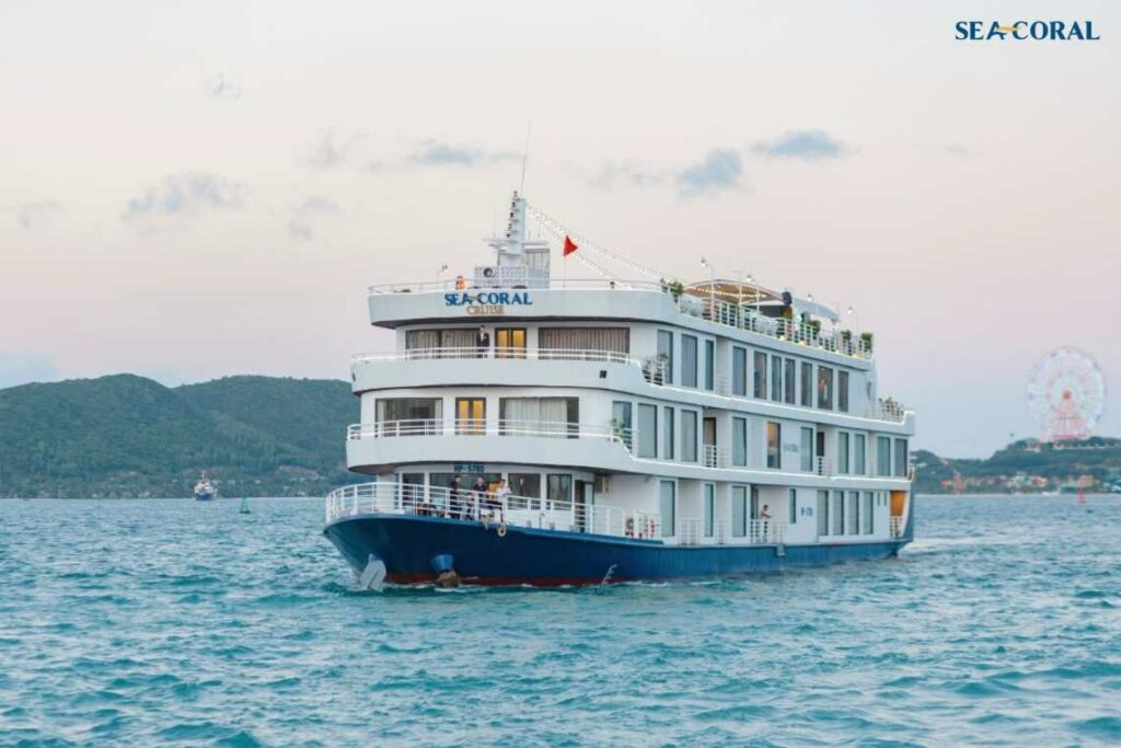 du thuyền sealiffe cruises nha trang