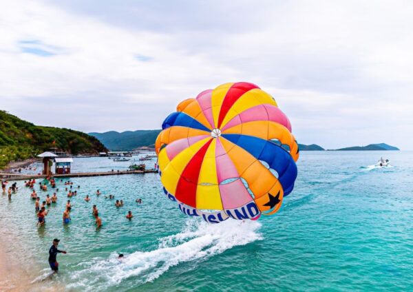 cano kéo dù bay nha trang