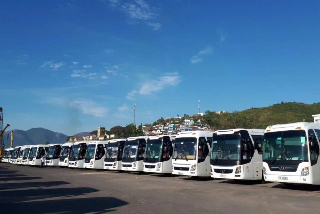 Thuê xe 45 chổ ở Nha Trang